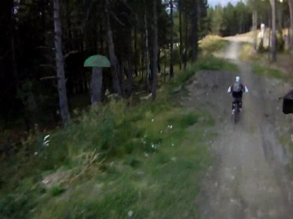 MTB DH Vallnork bike park 4X