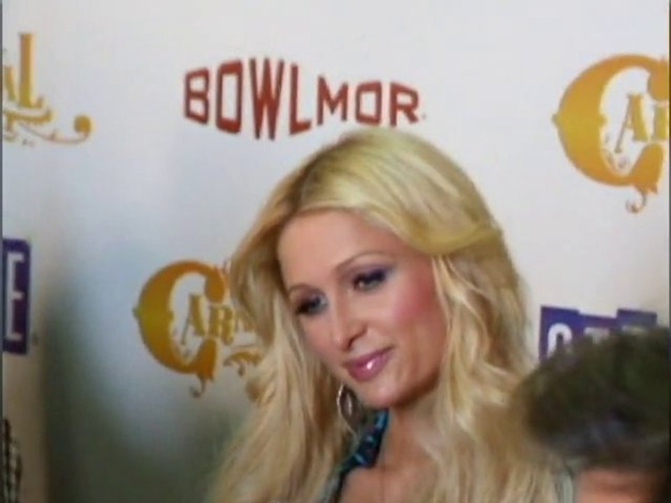 SNTV - Paris Hilton takes to her Twitter