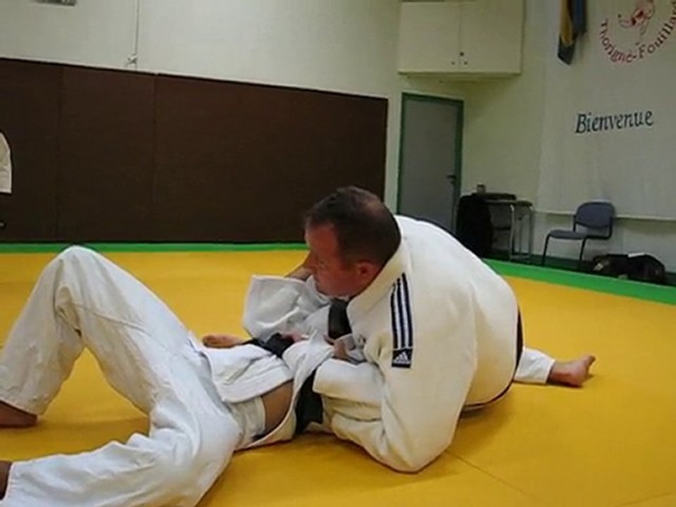 Cours du mercredi 15 septembre 2010 -  3 (SANKAKU JIME)