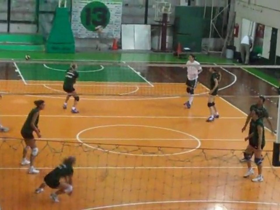 Proponisi volley gynaikon sti Leoforo