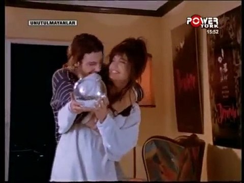 Ayşegül Aldinç - Beni Hatırla