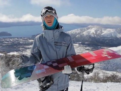 Kjersti Buaas rides the Ally ROXY Snowboard