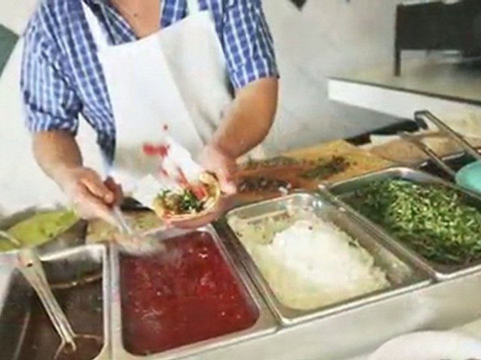 MOTEL 6 SAN YSIDRO-SAN DIEGO-BORDER Video Tour