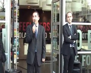 GENK BELEDİYE MEYDANINA BEGONYA ÇİÇEK HALISI YAPILDI.