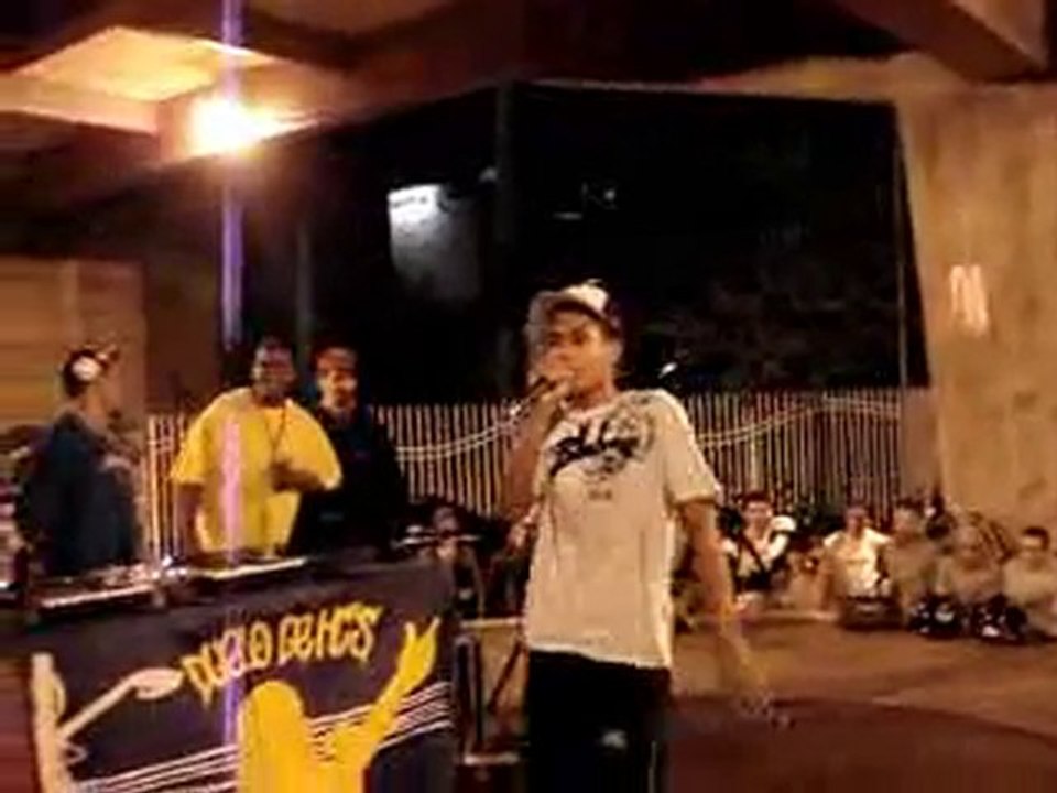 Duelo de MC's - 02-05-08 - Pânico vs Vinição (final)