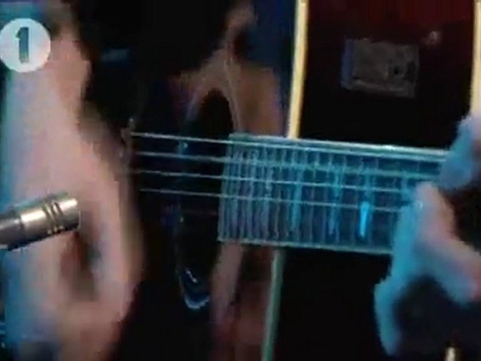 Robbie Williams   Bodies   Live Lounge