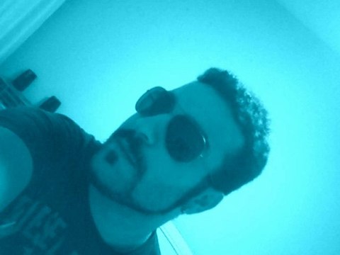 Can Eser-Seni Ben Ellerin Olasın Diyemi Sevdim