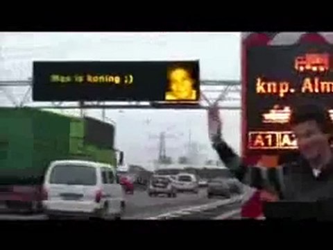 Otoyol Tabelalarını Hackleyen Hacker xD