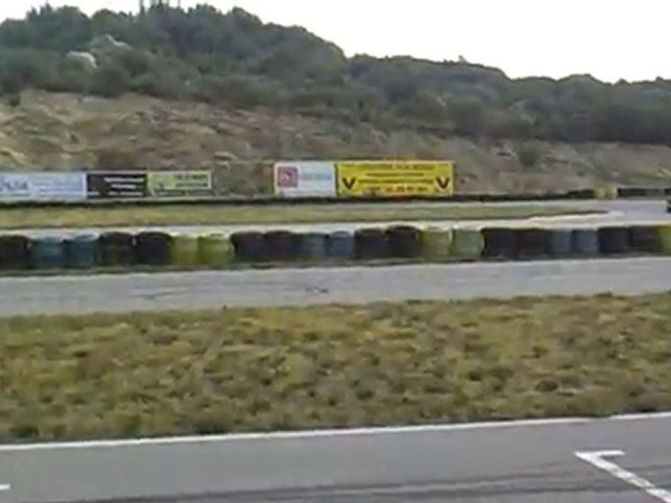 karting sur le circuit de vila nova de paiva part 1