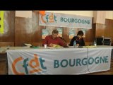 Anousheh Karvar débat avec les militants CFDT Bourguignons