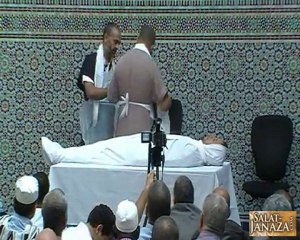 démonstration lavage mortuaire mosquée de Gennevilliers p2