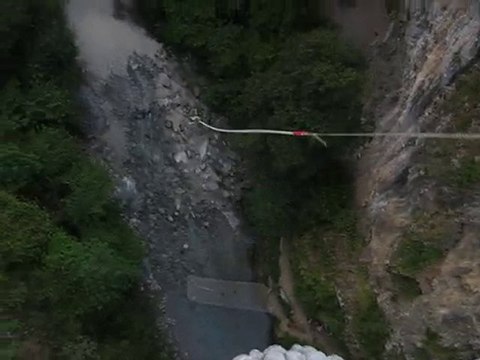 Vidéo 2 - Saut Elastique Marie 12.09.2010