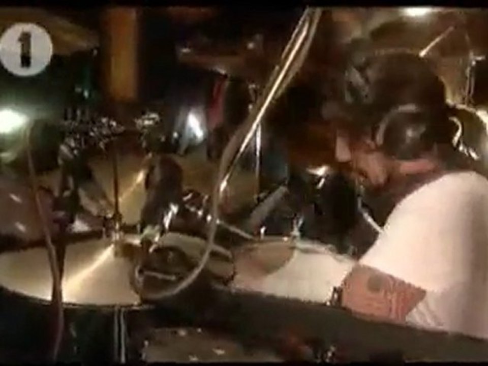 Them Crooked Vultures @ BBC Radio 1 - Spinning in Daffodils