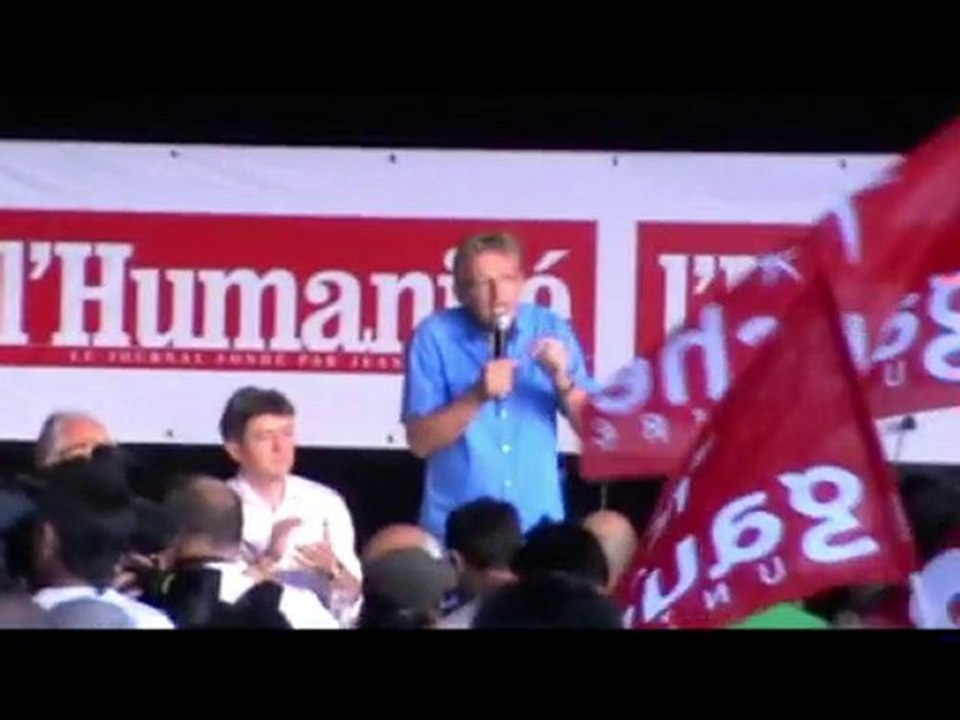 Le stand PCF 34 et l'ambiance sur la Fête de l'Humanité