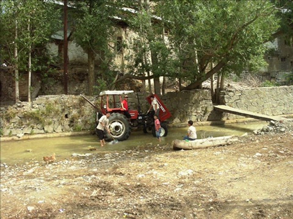 Çamlıkoz Köyü / Halim YILDIZ