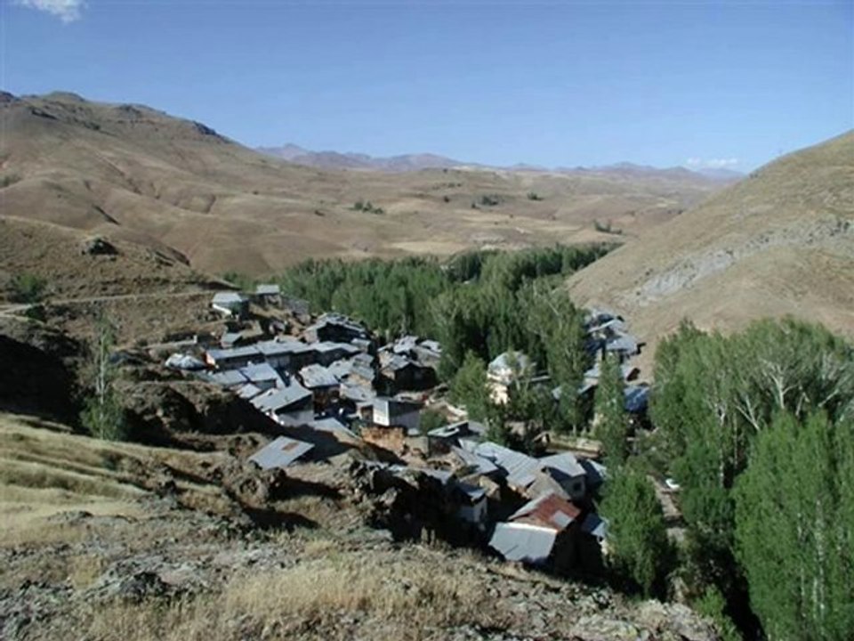 Çamlıkoz Köyü 1 / Halim YILDIZ