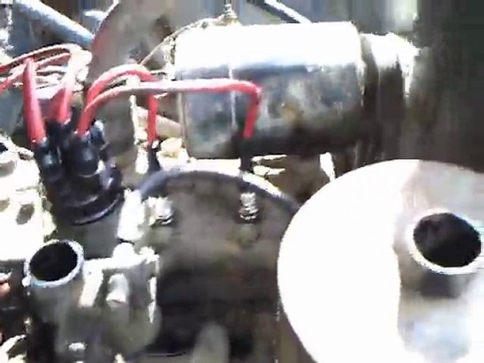 redemarage d'une juvaquatre de 1953