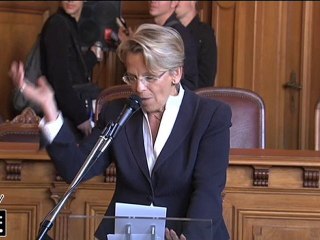 Alliot Marie annonce la rénovation du Palais de justice