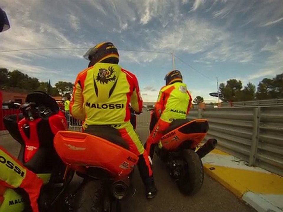 Tmaxmania 2 au circuit de luc avec les vikings 20/09/2010