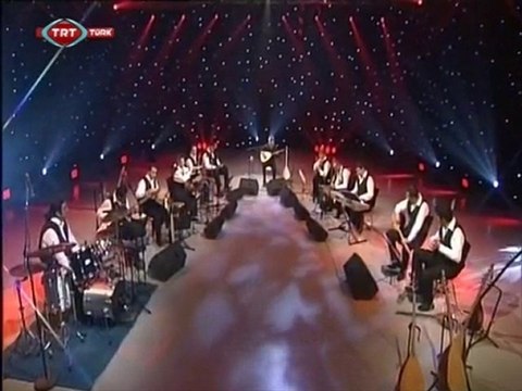 ÖZCAN TÜRE AĞGÜL SENİ CAMEKANDA GÖRMÜŞLER YEDİVEREN TRT