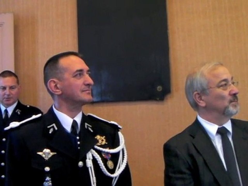 Prise d'armes du Capitaine Lansiaux à Noailles