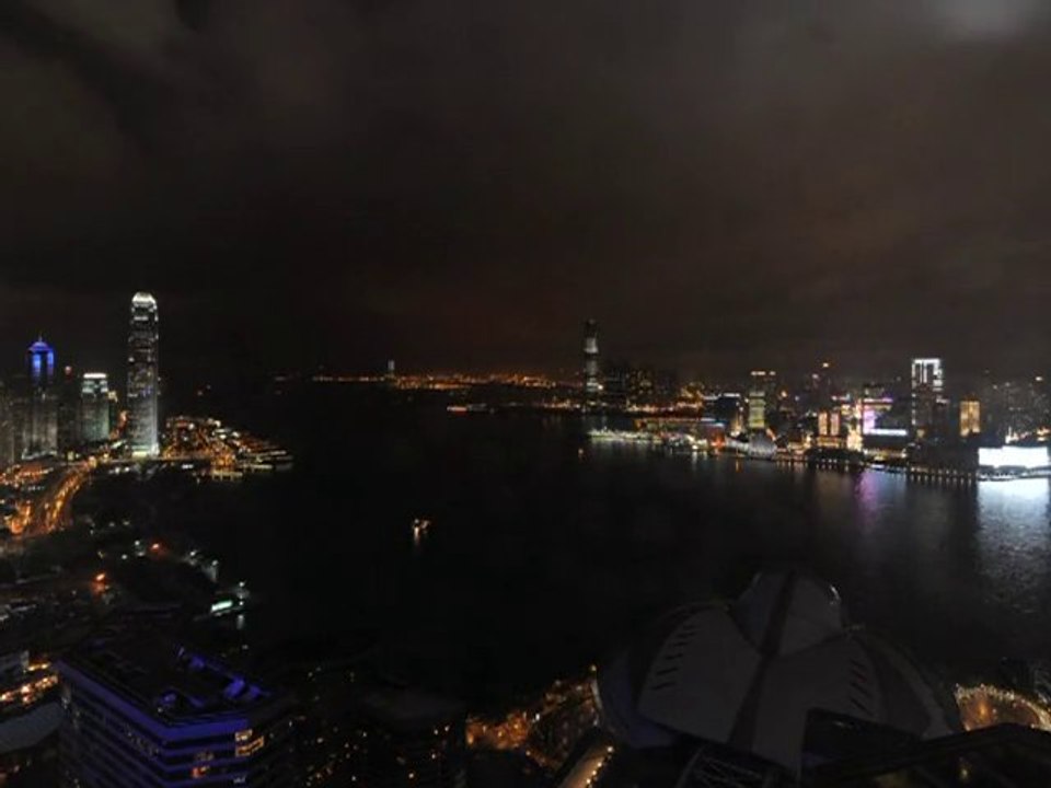 314 still images of typhoon Fanapi hitting Hong Kong