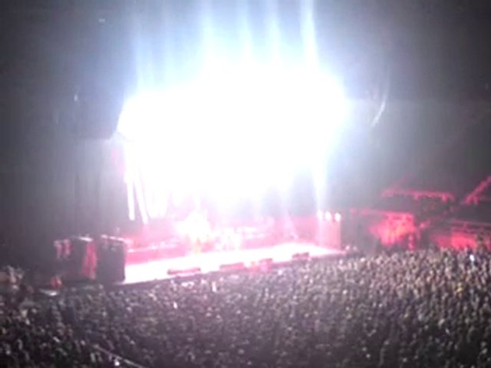 KoRn - Freak on a leash à Bercy (20/09/2010)