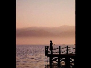 Yıldız Tilbe Bir Tek düşüncem Sensin / Yaralı60