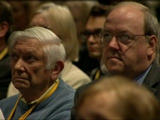 Huhne: 'Green Deal' will offset budget cuts