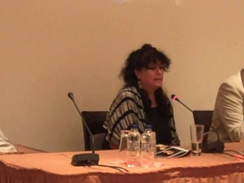 Η Αννα Βαγενά μιλάει για το γάλα