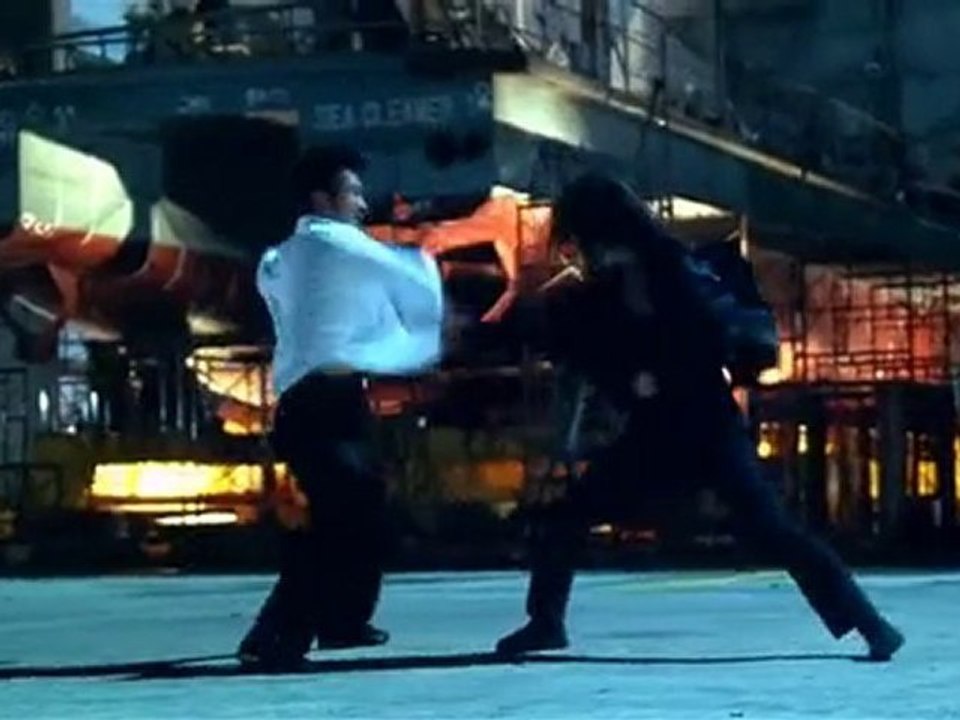 Naked.Weapon.2002.HDRip.540p.x264_0(01h14m44s-01h29m41s)