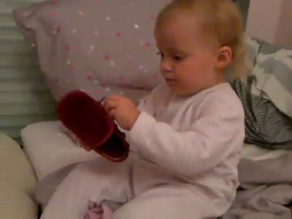 Clotilde met ses chaussons