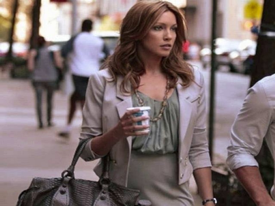 Episode 2 Season 4 - Double Identity Watch Gossip Girl