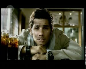 Sinem Kobal Nobrain Reklamı