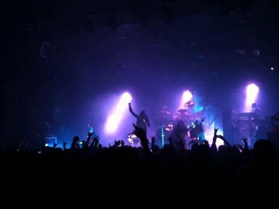 Metal video : Dimmu Borgir plays Gateways from Abrahadabra