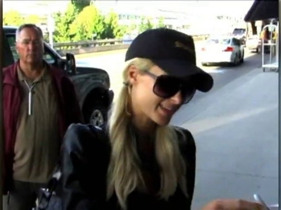 SNTV - What a week for Paris Hilton