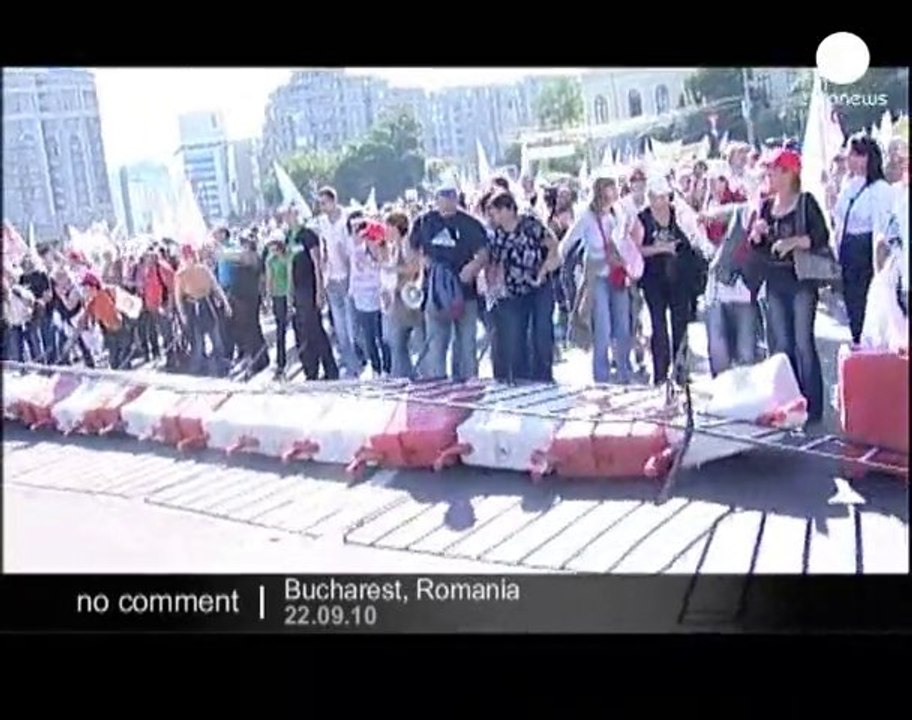 Protesters Clash With Police in Bucharest - no comment
