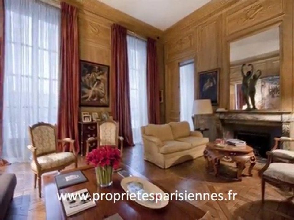 Place des Vosges - Marais | Paris 18th Century Apartment