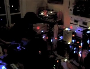 FareWell Poetry (duo) 'The Happy Song (instrumental)' Paris