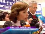 Lourdes niega Privatisacion de educacion y estrena cancion