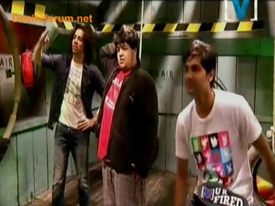 [V] U R Fired - 23rd September 2010 pt2