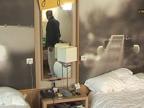 Jacky et Miss JJDA : Des Vacances de Rêve - Jeudi, 15h40