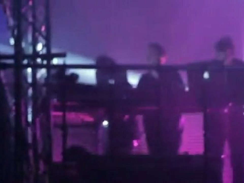 Magnetic Man - I Need Air