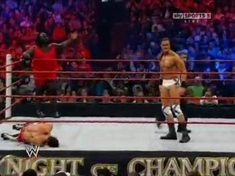 Коди Роудс и Дрю Макинтайър са новите отборни шампиони