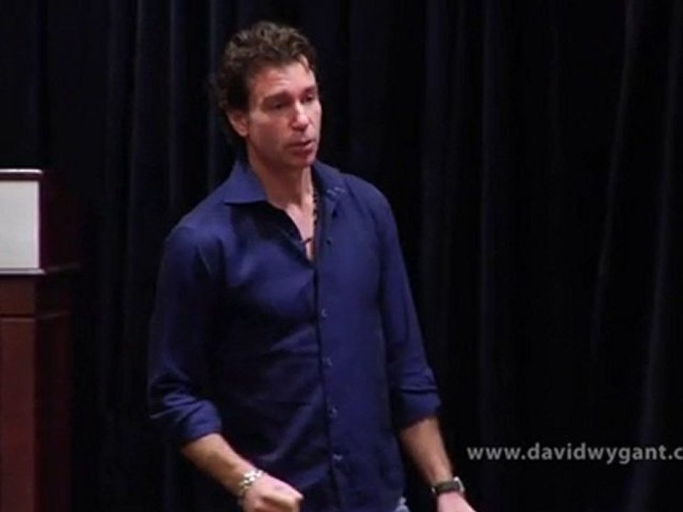 How To Meet Hot Women: Connect To Her Emotions