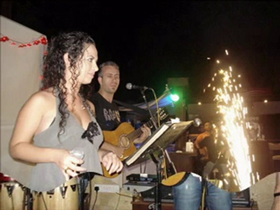 Huseyin Saltan - Aramizda İki Engel