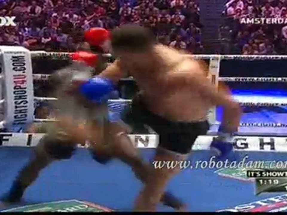 Gökhan SAKİ - Melvin MANHOEF - Raund - 1
