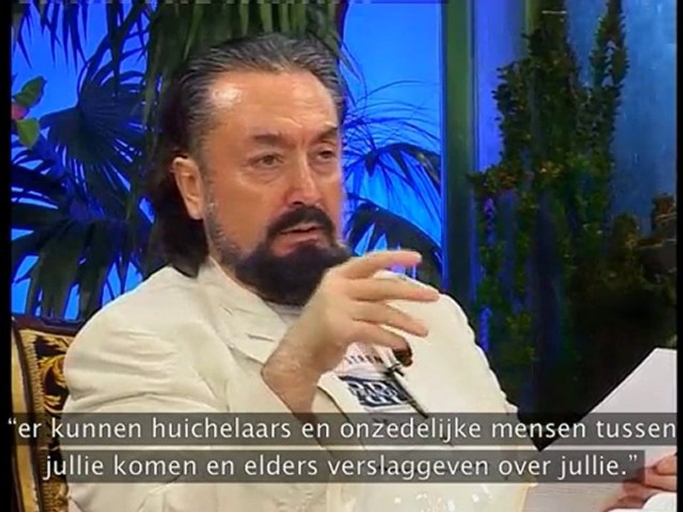 MOSLIMS MOETEN ONDERLINGE DISCUSSIES ABSOLUUT VERMIJDEN