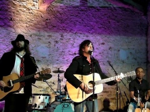 arno santamaria elles touchent