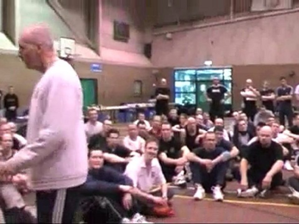 Self defense Ultimate - Consterdine